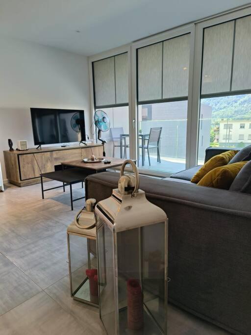 Design Apartment Melano Lake Ngoại thất bức ảnh