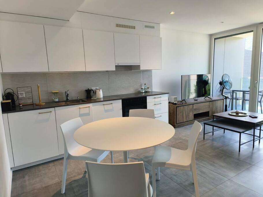Design Apartment Melano Lake Ngoại thất bức ảnh